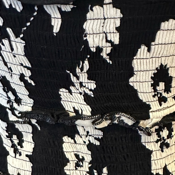 Olivaceous Anthropologie black and  white boho floral summer dress ruffles SZ L - Picture 4 of 5